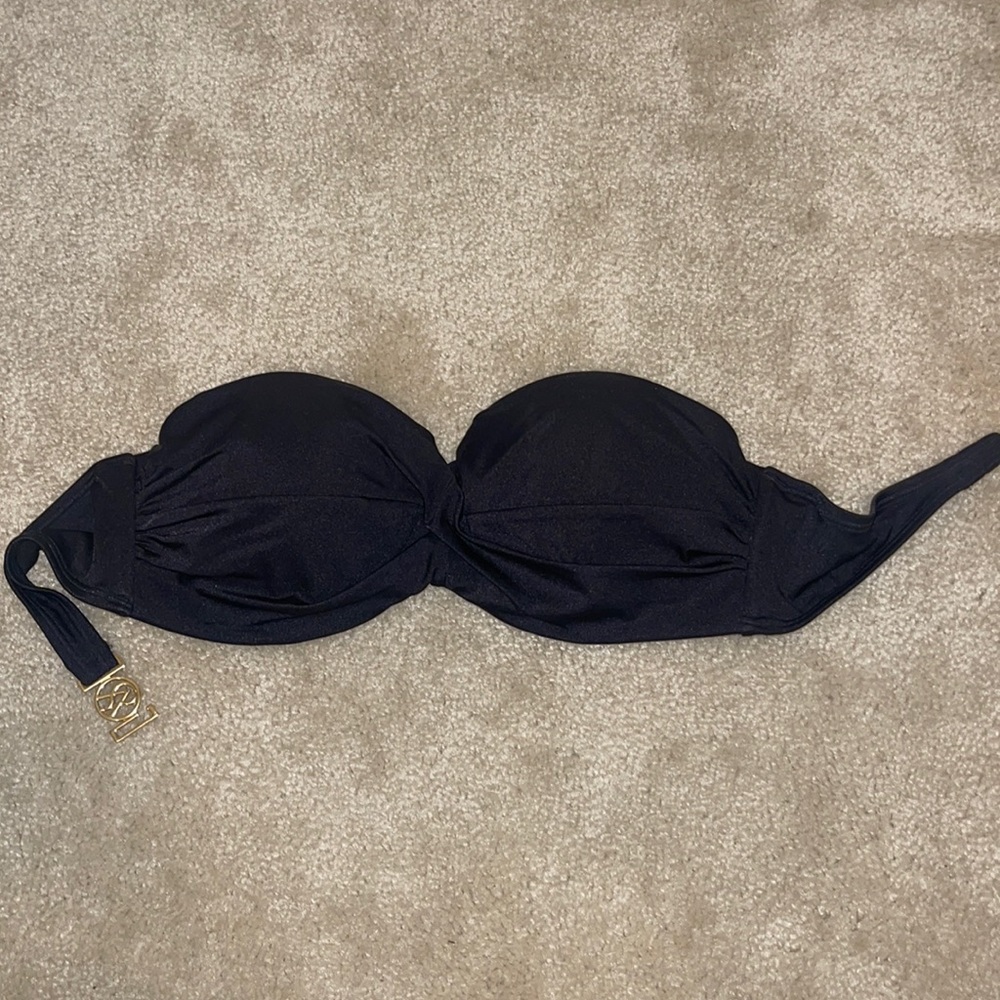 Victoria’s Secret strapless bikini top